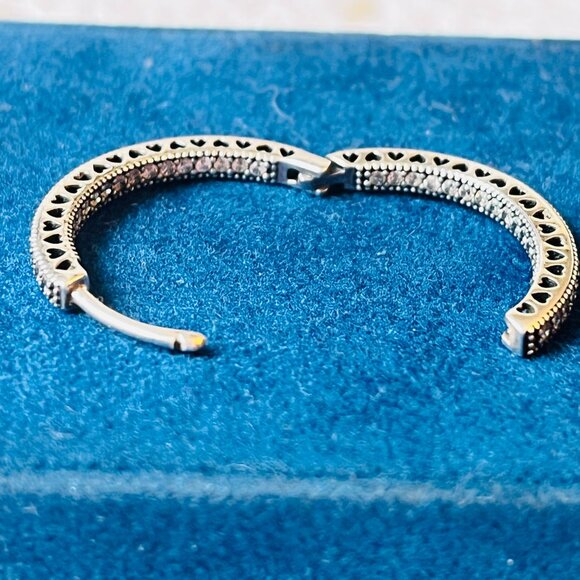 Pandora Large Pave Hoops Sterling Silver Sparkle and Hearts - Picture 7 of 10
